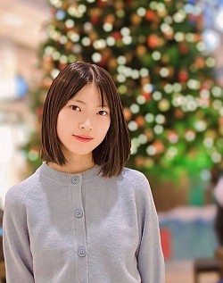 【りんかちゃん】ディアモール大阪にて。阪急32番街・御堂筋イルミなど、数箇所を徒歩数分で回りました！大阪は素敵なイルミ撮影スポットが徒歩圏内にあり、便利です！