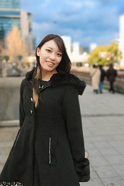 【むーんさん】大阪でのファッションショー出演のため、遠くから新幹線で！ショーの直前まで、撮影させてもらえることに！なかなか大人女性モデルの撮影経験は少ないので、貴重な撮影となりました！