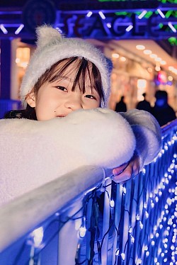 【ななちゃん】大阪りんくうプレミアムアウトレット一帯はお洒落なイルミが沢山。初撮影なのに、お昼過ぎから超ロングタイム撮影！めっちゃ楽しい時間でした！